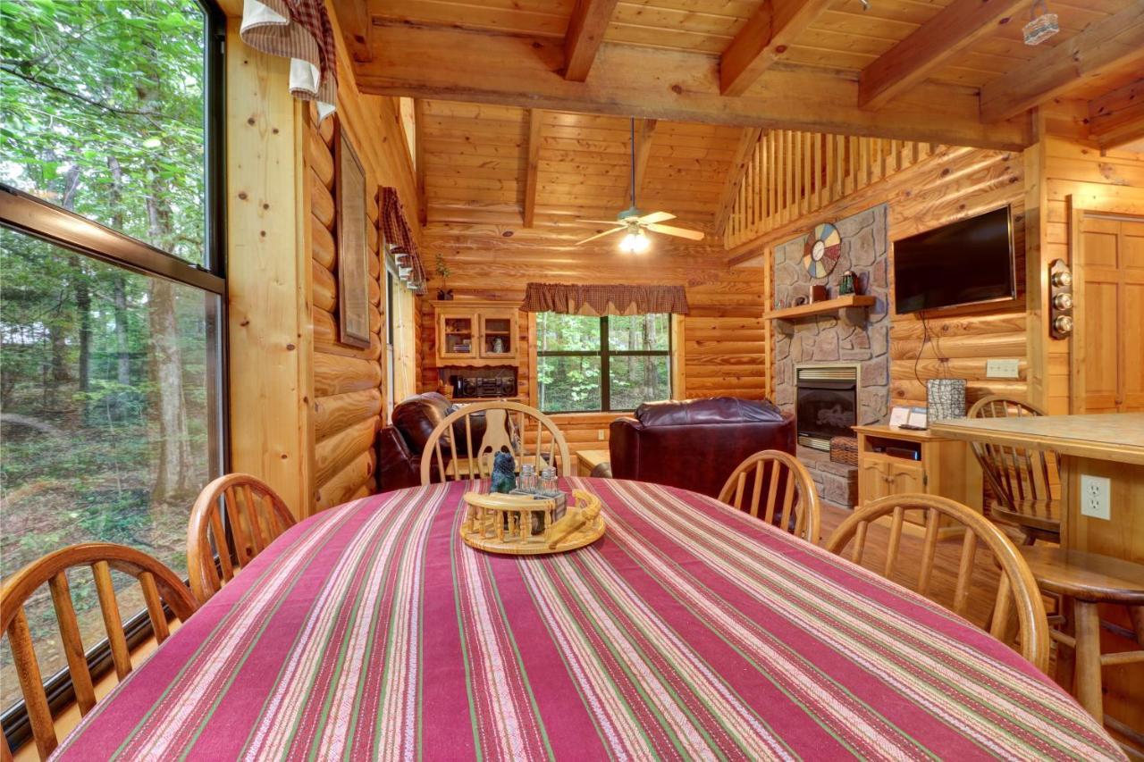 Friendly Bear Cabin Пиджен-Фордж Экстерьер фото