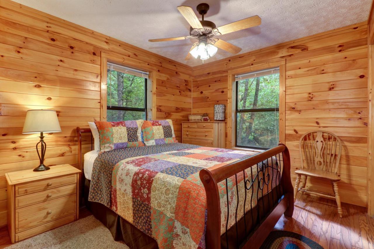 Friendly Bear Cabin Пиджен-Фордж Экстерьер фото