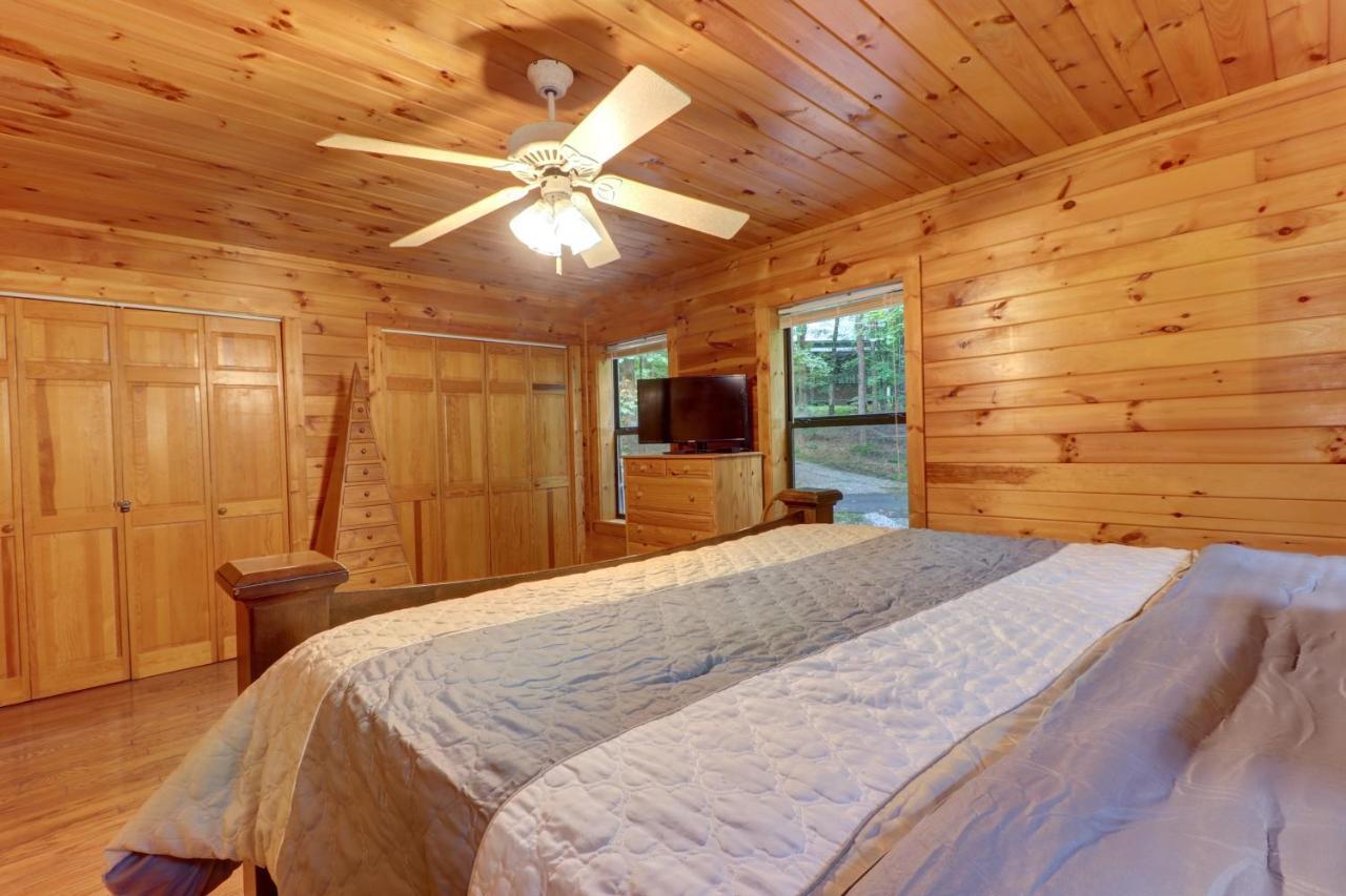 Friendly Bear Cabin Пиджен-Фордж Экстерьер фото