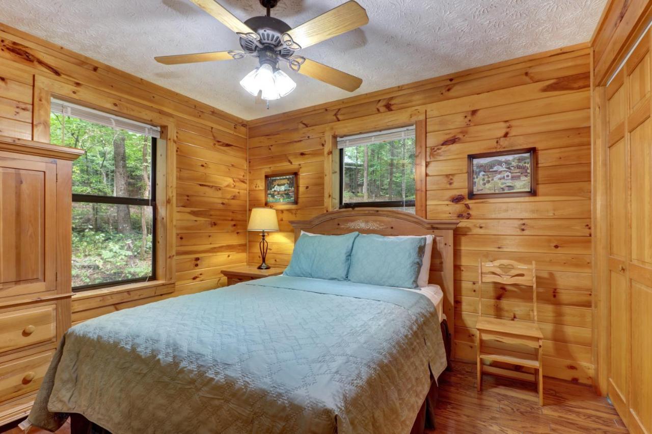 Friendly Bear Cabin Пиджен-Фордж Экстерьер фото